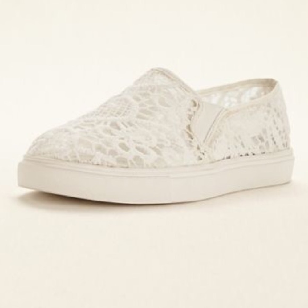 Steve Madden Bridal Lace Slip On Sneaker 7.5